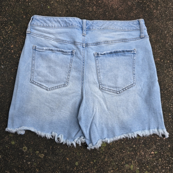 Waverly mid-rise denim shorts - Picture 2 of 5